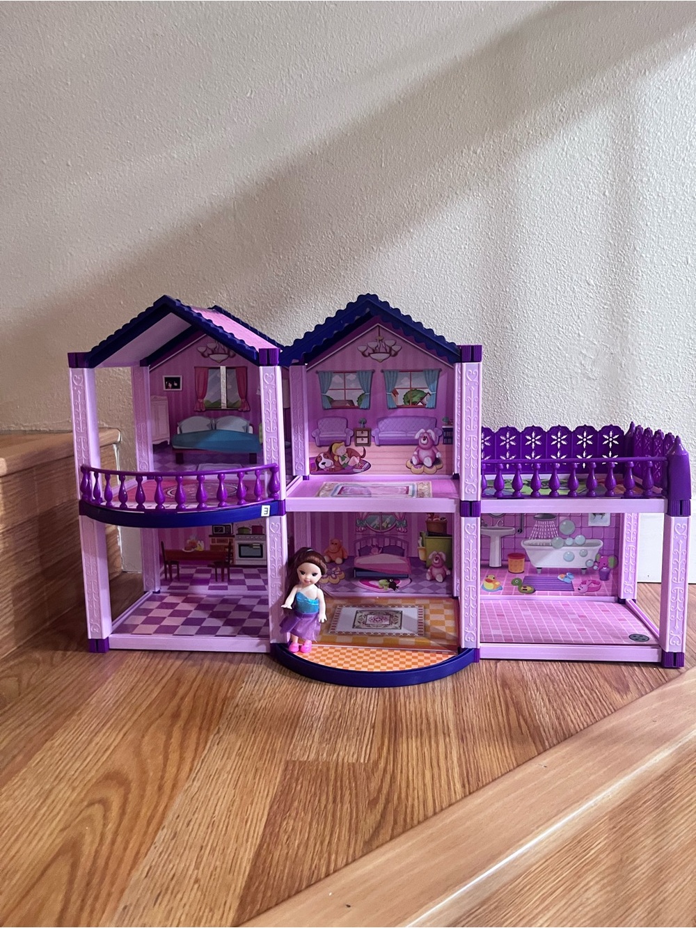 Purple Foldable Kids Dollhouse Playset with Doll